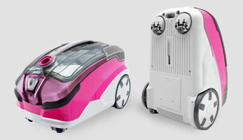 ALLERGY & FAMILY, горизонтальная и вертикальная парковка позволяет хранить пылесос даже в небольшом шкафу