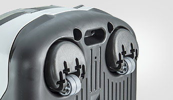 EasyDrive front rollers rotate 360 degrees for easy movement of the vacuum cleaner