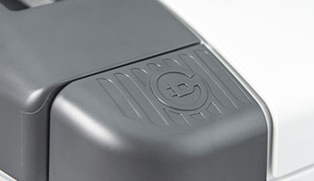 Twin Aquawash, automatic power cord reel and large range for easy cleaning from a single socket