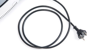 Twin TT Orca, automatic power cord reel and large range for easy cleaning from a single socket