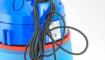 Bravo 20 S Aquafilter, long mains cord provides a large reach and is conveniently attached to the clip