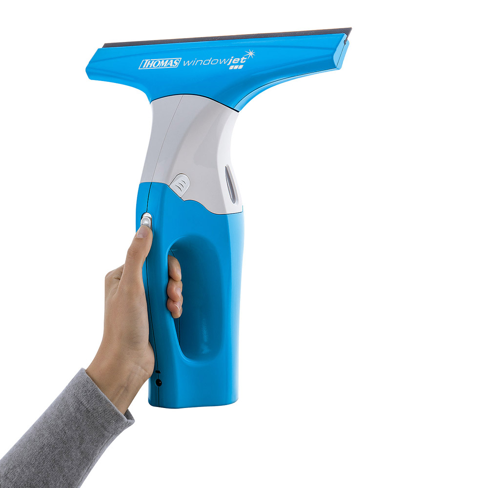 THOMAS Window Jet mini vacuum cleaner, minimal weight makes it easy to hold the device in your hand 