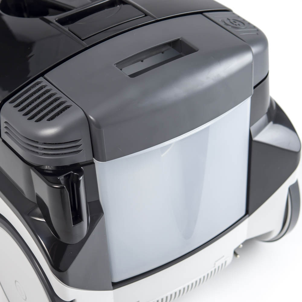 Twin TT Orca, spacious removable clean water tank (for wet cleaning)