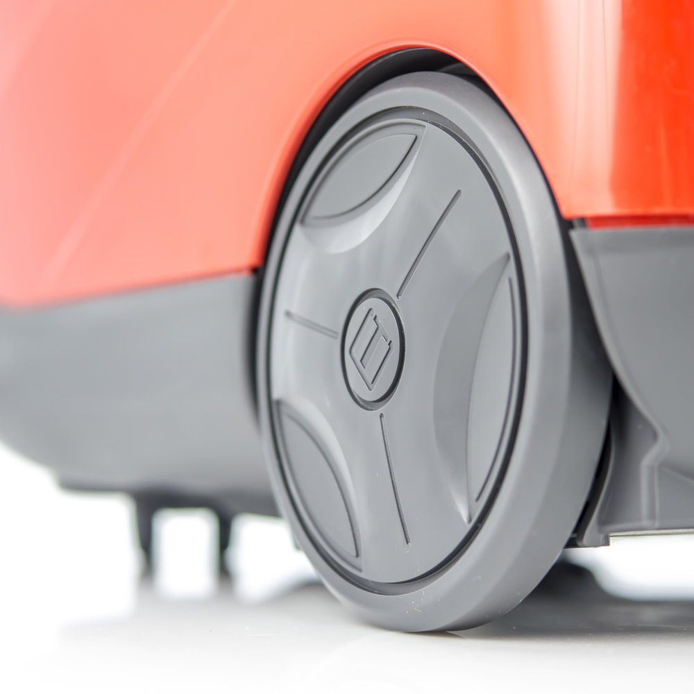 Thomas Twin Helper, large rear wheel for manoeuvrability