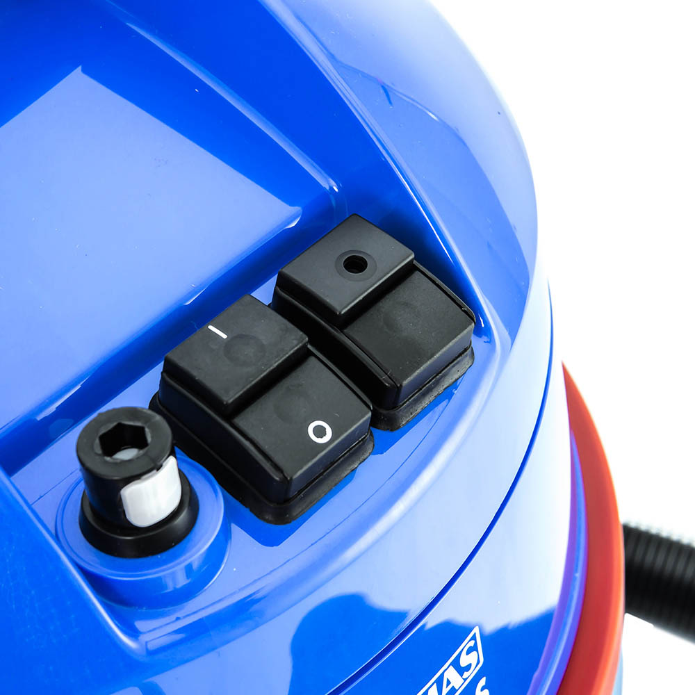 Bravo 20S Aquafilter, easy control buttons and convenient pump connector for connecting the water supply tube