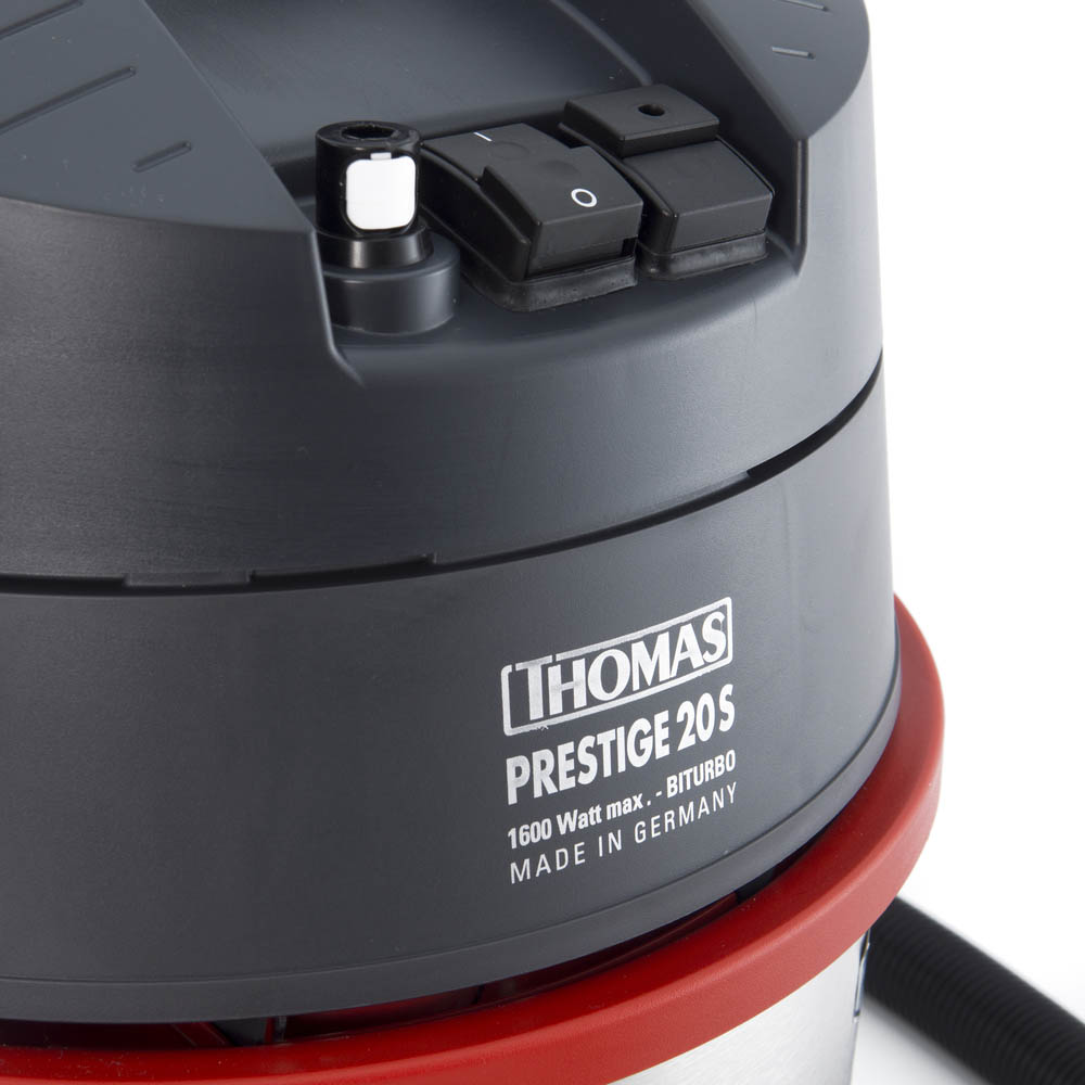 Prestige 20S Aquafilter, user-friendly control buttons and pump connector for connecting the cleaning solution supply tube