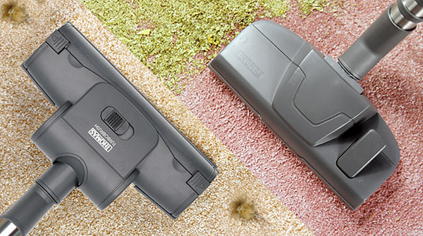 Насадка для уборки шерсти с пола и турбощетка помогают быстро и тщательно очистить ковры и твердый пол